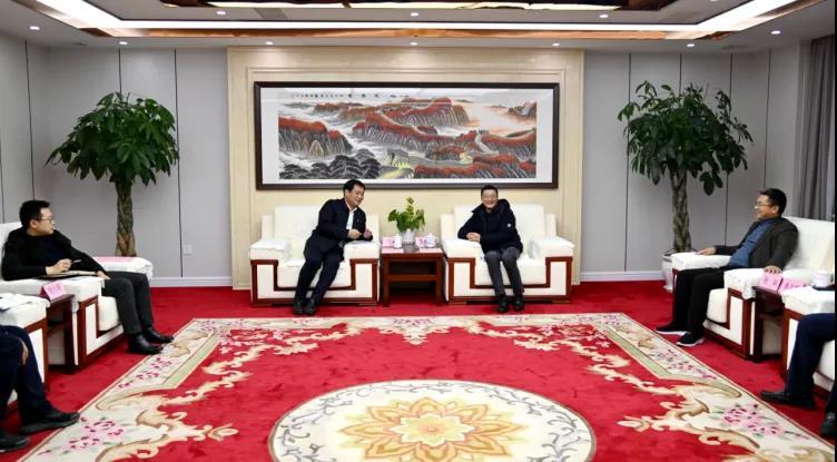 董事長(cháng)調研.jpg